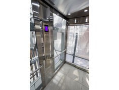 2 пассажирских лифта Sodimas Group-Sjec в торговом центре