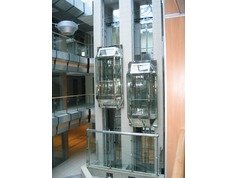 Пассажирские панорамные лифты для офисного здания в Москве